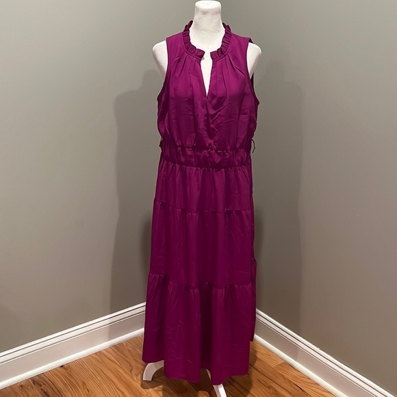 Dkny Dresses & Skirts - DKNY Magnolia Sleeveless Tiered Dress